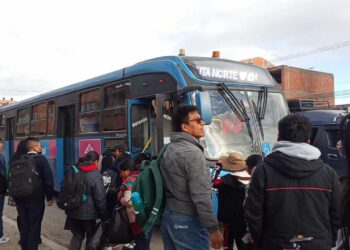 El Alto sumará este año 20 buses municipales al servicio