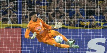 Viscarra elimina a Boca en la Bombonera y clasifica a Alianza a fase 3