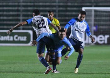 Bolívar cede puntos en casa, empata 0-0 con Blooming