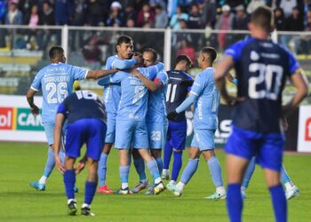 Bolívar golea 7-1 y pasa a los cuartos del Torneo de Verano