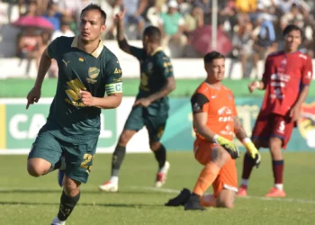 Bolívar letal y contundente, gana 4-2 a Guabirá en Montero