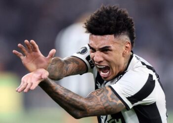 Botafogo pulveriza (5-0) a Peñarol en Libertadores