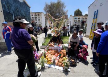 Conozca las prohibiciones y medidas en los cementerios de La Paz por Todos Santos