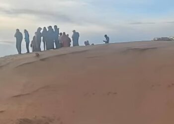 Tres niños mueren electrocutados al jugar en un tobogán de tierra
