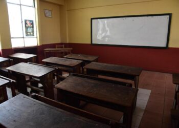 Vocera de El Alto niega que la alcaldía no haya hecho refacciones en colegios