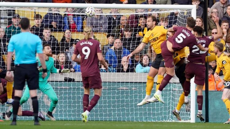 El City vence en el último instante en Wolverhampton (2-1)