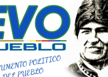 Sobre la sigla Evo Pueblo, el senador Ajpi dice que ni Hitler ni Mussolini hicieron algo así