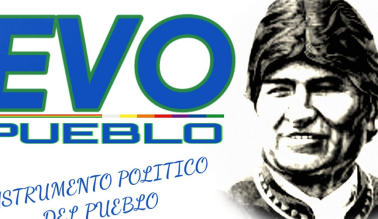 Sobre la sigla Evo Pueblo, el senador Ajpi dice que ni Hitler ni Mussolini hicieron algo así