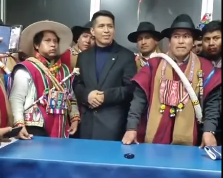 Campesinos de La Paz dan su apoyo a Andrónico como candidato