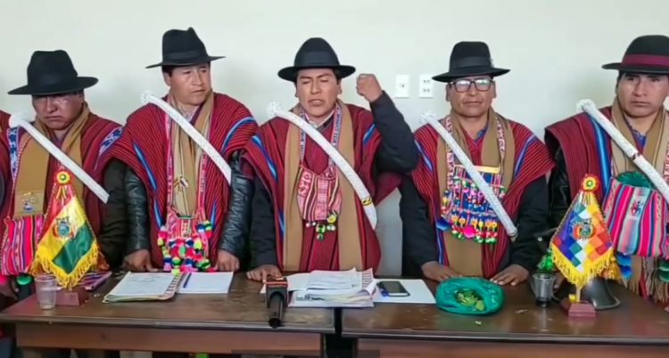 Los Ponchos Rojos ratifican bloqueo de caminos desde el lunes 16