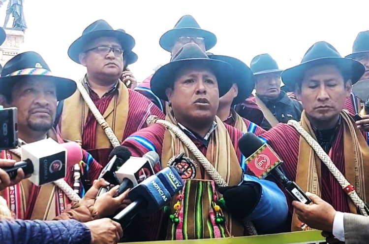 Ponchos Rojos califican de fracaso el anuncio de bloqueos de la facción de Mamani