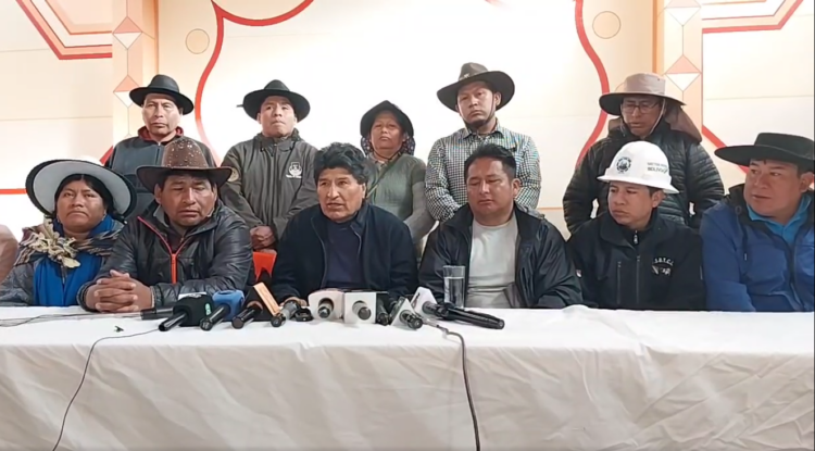 Evo reitera que no llegó la carta para el diálogo y dice que el MAS arribará a La Paz