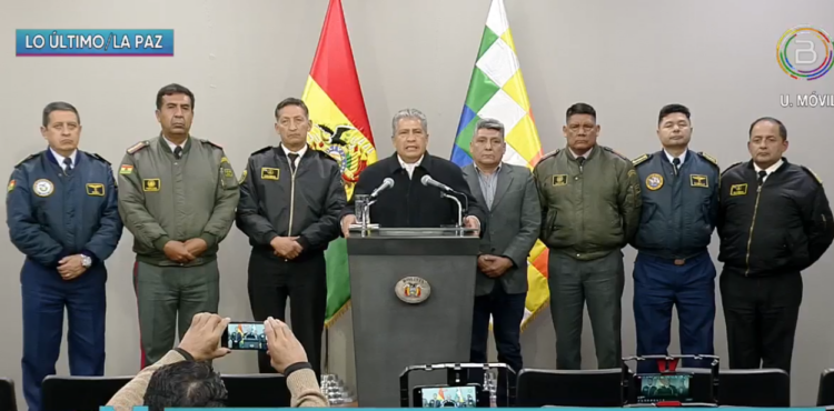 El Alto Mando de las FFAA desmiente haber solicitado pasar a la reserva activa