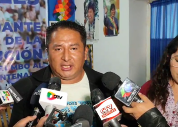 Evismo advierte con salir al bloqueo de caminos si aprehenden a Evo Morales