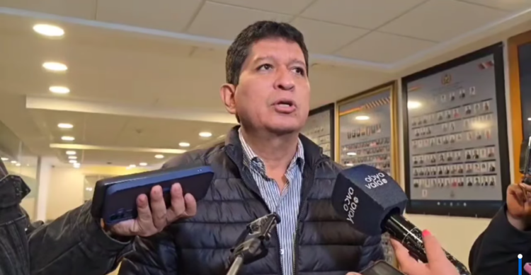 MAS evista no descarta que se trate por dispensación de trámite la ley de escaños en el Senado