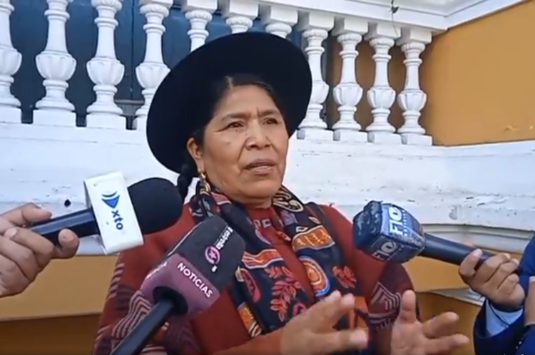 Tras renuncia de legisladores de CC, diputada Lero ve actitud ‘cobarde’ y pide entregar el curul