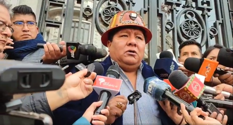 Senador evista acusa al Gobierno de politizar la marcha del 10 enero