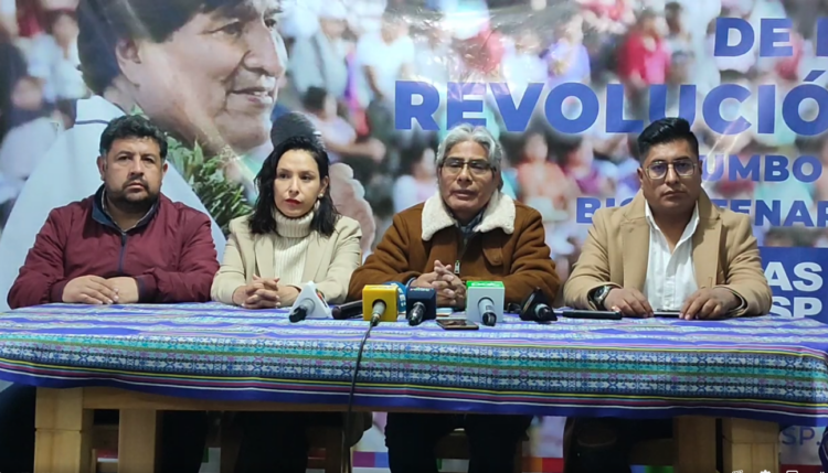 Chávez dice que la orden de aprehensión contra Evo es inejecutable porque se violaron sus derechos