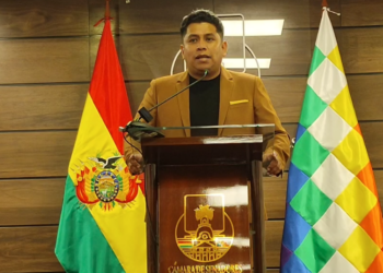 Asesor del Senado reitera que Rodríguez no es candidato y que no se reunió con partidos políticos