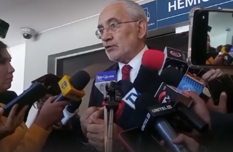 Mesa reitera que Evo está inhabilitado y dice que una candidatura no se trata de marchas, si no de cumplir la ley