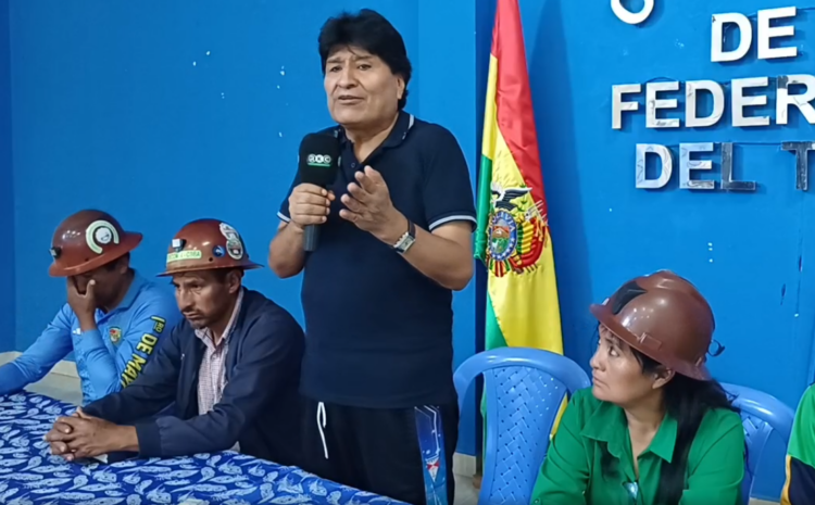 Evo: Si Bolivia no estaría en quiebra, tendría dólar; si no hay dólar, el país está en quiebra