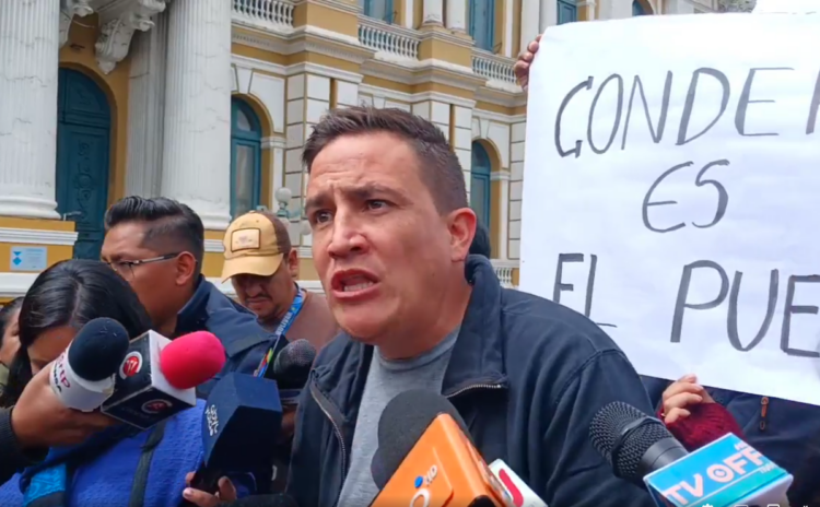 Hijo de Carlos Palenque desmiente alianza de Condepa con Manfred Reyes Villa