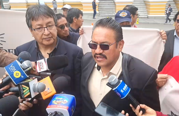 Condepa cierra filas por Reyes Villa y dice que el ‘partido no es herencia familiar’