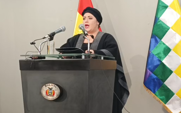 Prada: Más allá de cálculos políticos y electorales, el presidente Arce piensa en la gestión