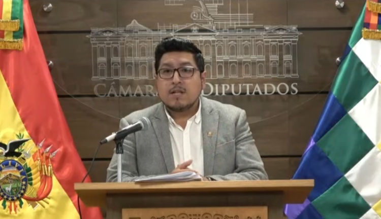 Yujra señala que debate obligatorio debe ser obligatorio y presencial para los candidatos