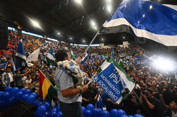 En tres regiones respaldan la candidatura de Arce para las elecciones