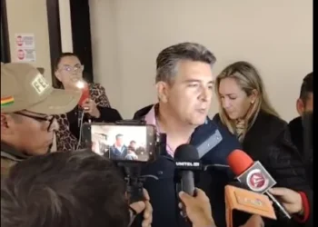 Tras su aprehensión, diputado Ribera pasó la noche en la FELCC
