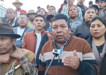 Evismo determina el repliegue e ingresa en cuarto intermedio