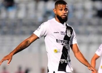 El zaguero Castro es refuerzo de The Strongest para la Libertadores