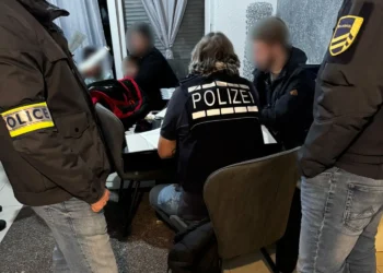 La policía española realizó varios operativos