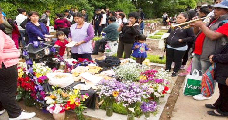 El feriado no se mueve, Trabajo confirma que el sábado es la pausa por Todos Santos