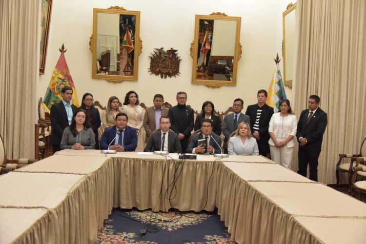 Jáuregui califica de ‘desatinada’ postura del Órgano Judicial por demanda presupuestaria