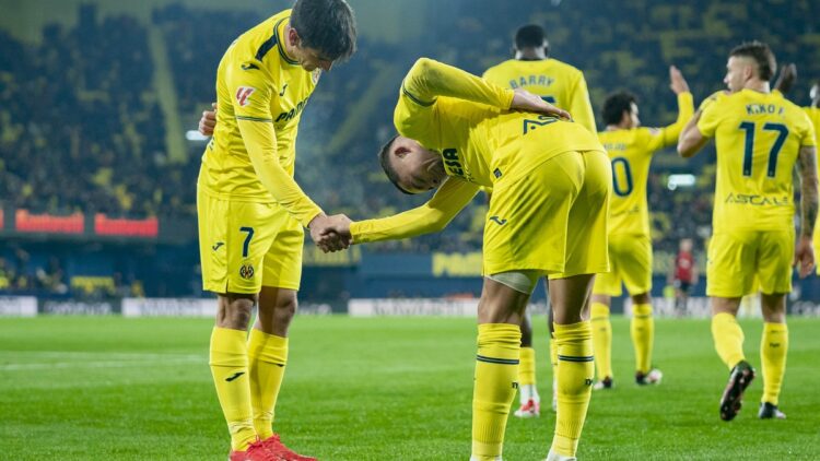 Ocho minutos fatídicos condenan al Mallorca en Villarreal (4-0)