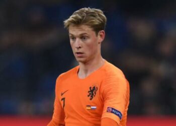 Frenkie De Jong entrena sin problemas y se siente para jugar ante España