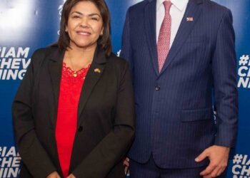 Despedida a los becarios Chevening 2024-2025