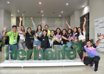 Herbalife celebra 20 años en Bolivia promoviendo bienestar y oportunidades de negocio independiente