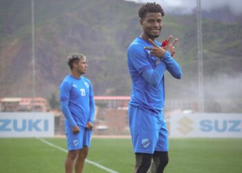 Bolívar puede dar el salto a semifinal hoy ante Aurora