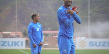 Bolívar puede dar el salto a semifinal hoy ante Aurora