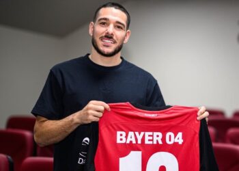 El argentino Buendía llega cedido al Bayer Leverkusen por Aston Villa