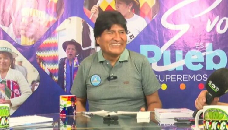 Morales dice que no teme a quien tiene 1% de intención de voto, en referencia a Arce