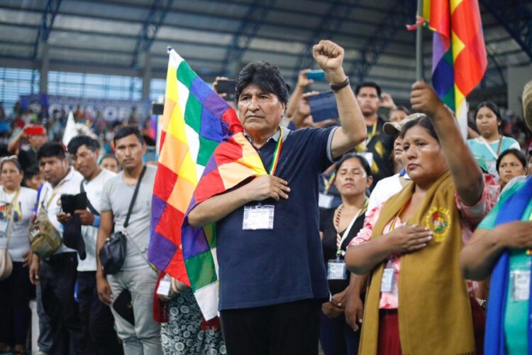 Evo Morales y Elizabeth Paco, presidente y vicepresidenta de Evo Pueblo.