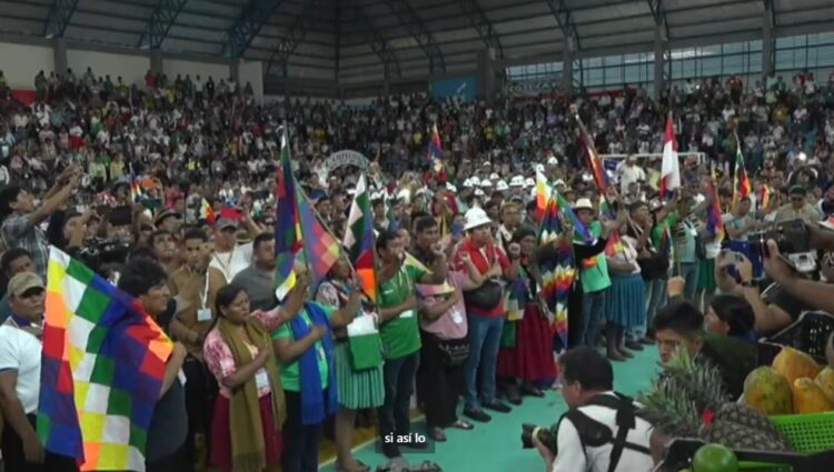 La dirigencia de Evo Pueblo cuenta con nueve mujeres y ocho varones.