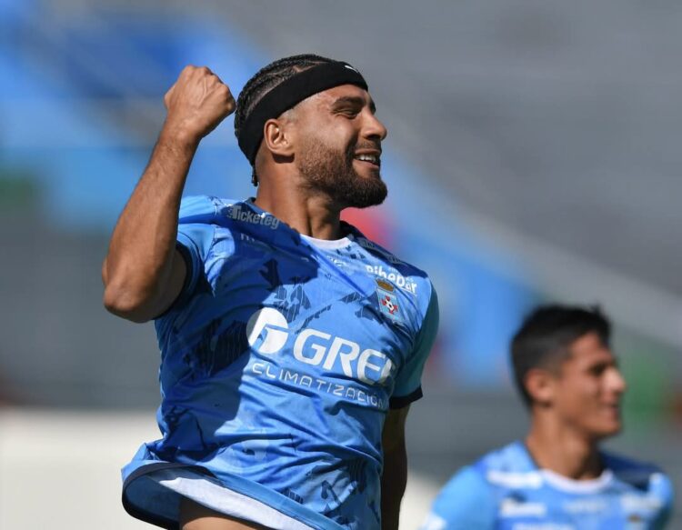 Blooming triunfa (1-2) ante FCU en Cochabamba