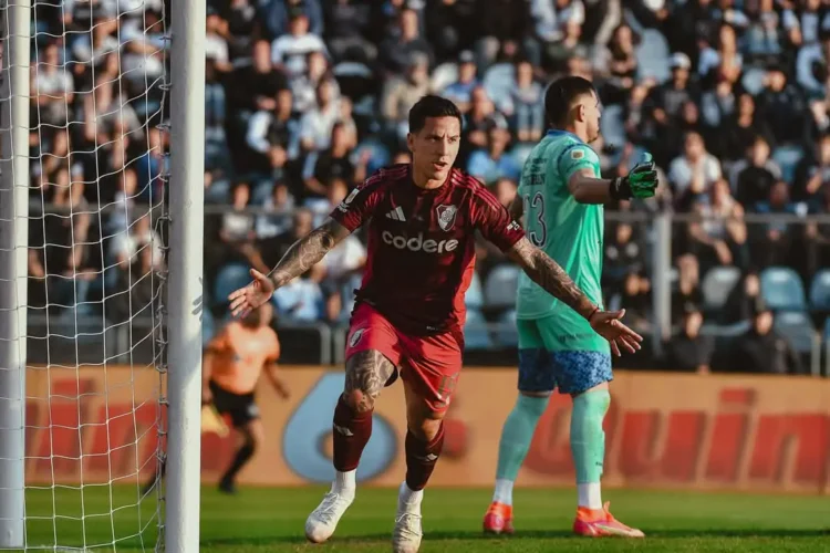 River golea y pasa a octavos de final en el torneo argentino antes del superclásico