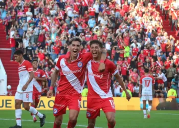 Argentinos desplaza a Boca del primer puesto y Estudiantes se mete a octavos