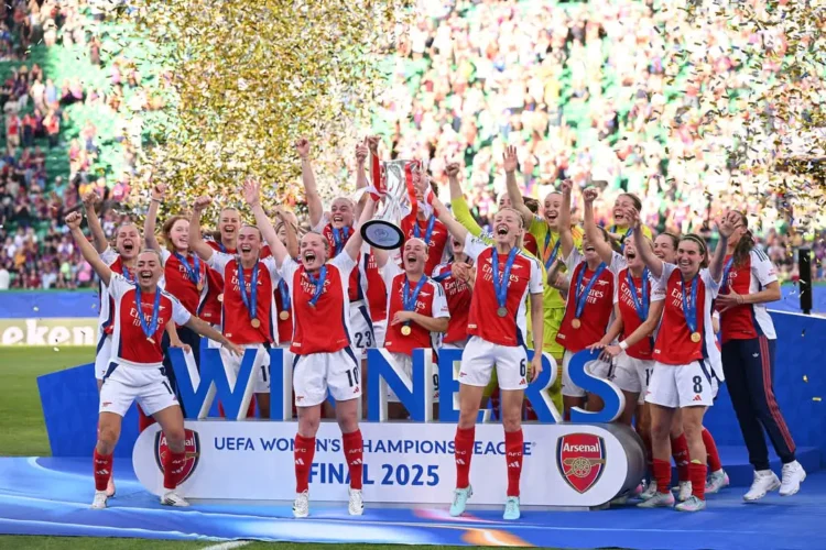 Arsenal arrebata la corona del fútbol femenino europeo al Barça
